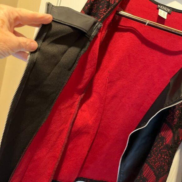VENUS  Top  Zip up  Red  Black Lace Overlay  Black Vegan Leather Size L - Picture 7 of 14